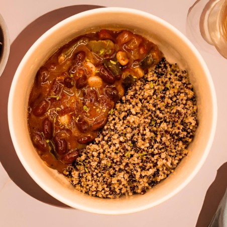 Trio végétarien de quinoa aux haricots rouges et poivrons